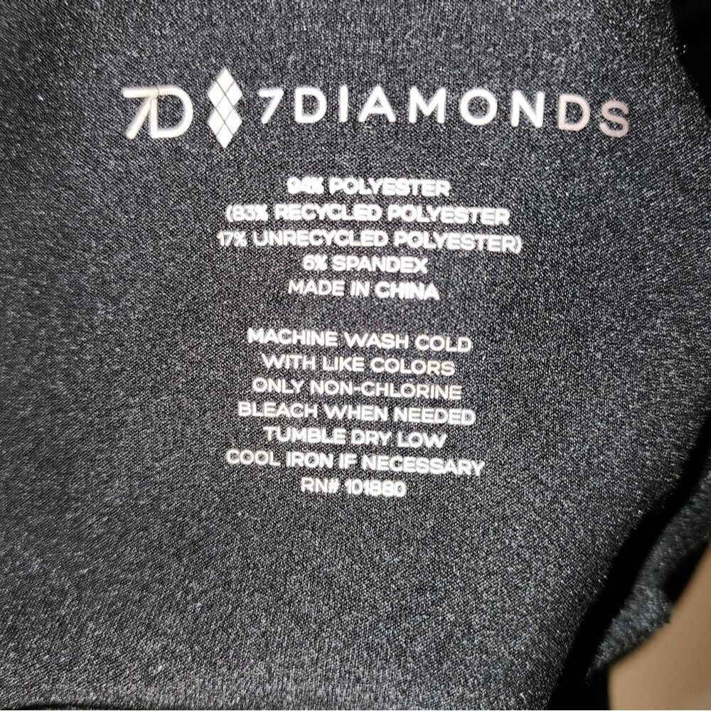 7DIAMONDS mens Black V Neck Core T Shirt Sz M Quiet Lux Performance Minimal - Picture 8 of 16
